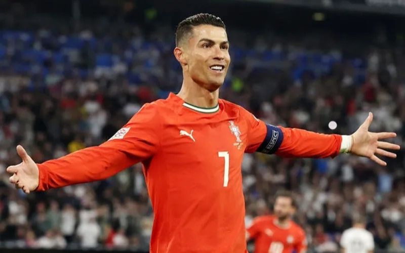 Cristiano Ronaldo vẫn khiến thế giới nể phục với thể lực không tưởng ở tuổi này.